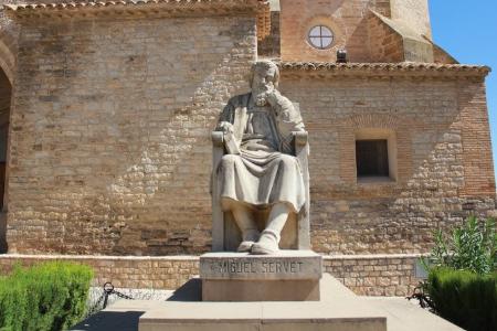 La escultura de Miguel Servet cumple medio siglo de vida en Villanueva...