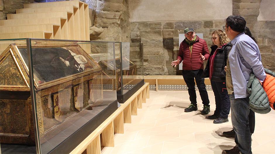 Imagen Villanueva de Sijena asume el reto de gestionar las visitas guiadas a su monasterio