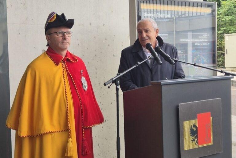 Imagen Ginebra reconoce el pueblo natal de Miguel Servet en la escultura que recuerda su figura